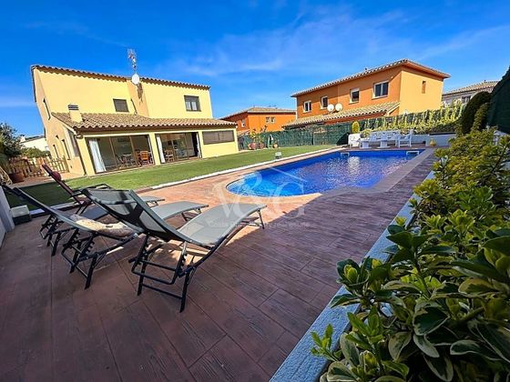 Foto 1 de Xalet en venda a Residencial Begur - Esclanyà de 6 habitacions amb terrassa i piscina