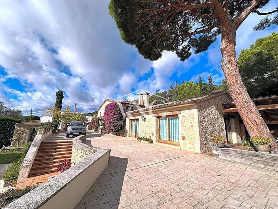 Foto 1 de Venta de chalet en Castell d'Aro de 5 habitaciones con terraza y piscina
