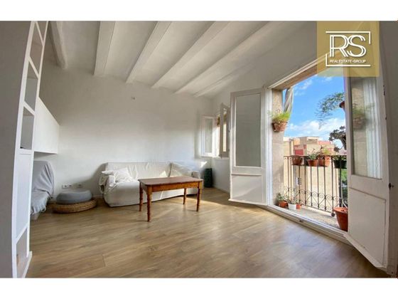 Foto 1 de Pis en lloguer a Sant Antoni de 1 habitació amb terrassa i mobles