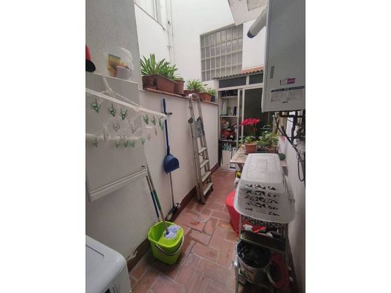 Foto 2 de Piso en venta en El Guinardó de 3 habitaciones con calefacción