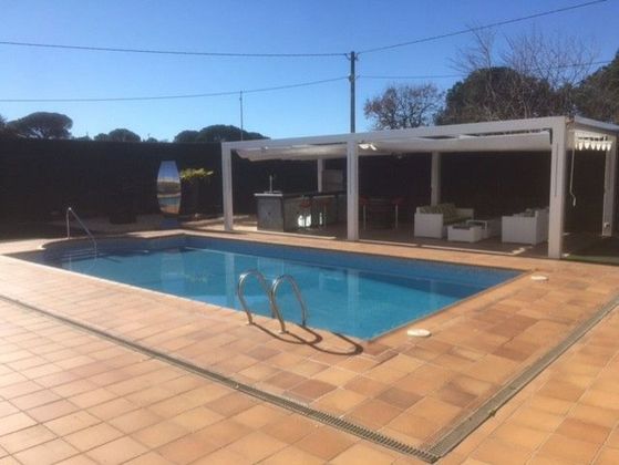 Foto 1 de Xalet en venda a Llagostera de 4 habitacions amb terrassa i piscina