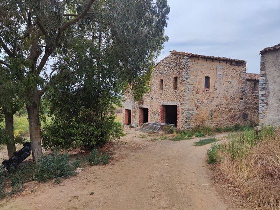 Foto 1 de Casa rural en venda a Bescanó de 4 habitacions i 320 m²