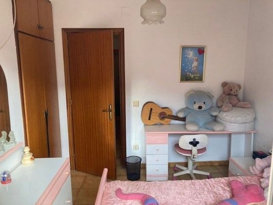 Foto 2 de Piso en venta en Llagostera de 4 habitaciones con terraza