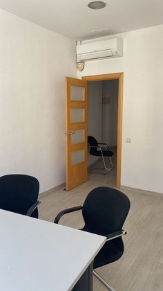 Foto 2 de Oficina en lloguer a Sant Francesc de 38 m²