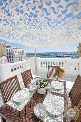 Foto 2 de Casa en venda a L'Ametlla de Mar de 4 habitacions amb terrassa i balcó