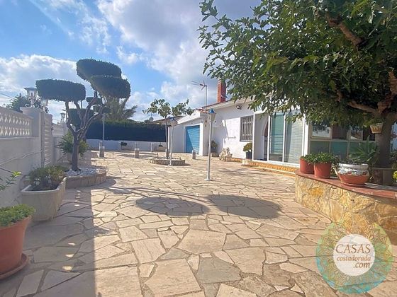 Foto 2 de Xalet en venda a Les Tres Cales de 5 habitacions amb terrassa i piscina