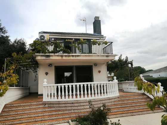 Foto 1 de Xalet en venda a Cerro de Alarcón - Puente La Sierra - Mirador del Romero de 5 habitacions amb terrassa i piscina