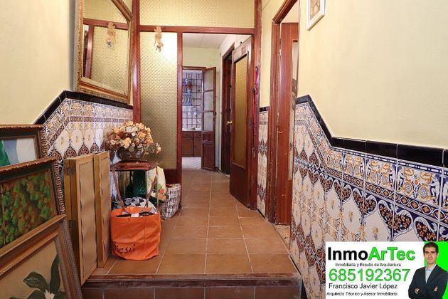 Foto 2 de Casa en venta en calle Molinos de Illora de 7 habitaciones con terraza y piscina
