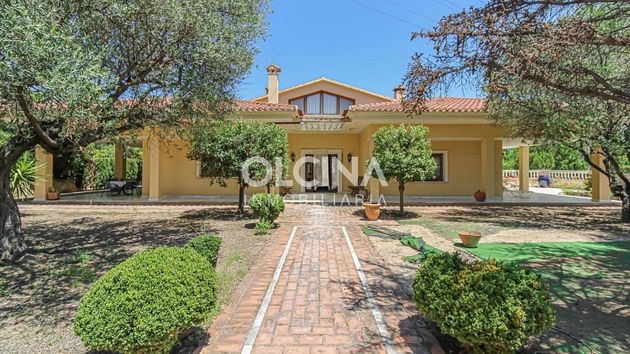 Foto 1 de Casa en venda a Cocentaina de 7 habitacions amb terrassa i piscina