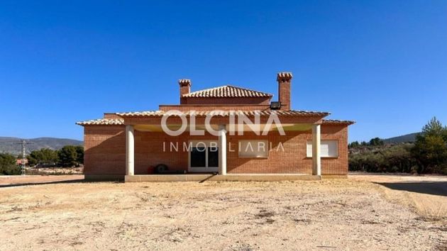 Foto 1 de Casa rural en venta en Ibi de 4 habitaciones con terraza