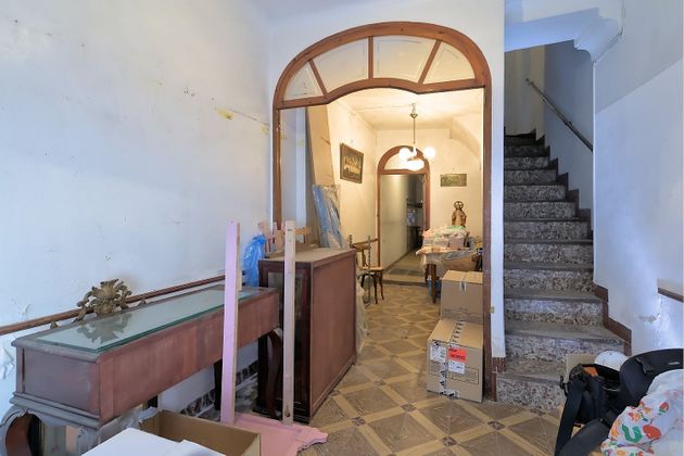 Foto 2 de Casa adossada en venda a calle Del Vall de 5 habitacions amb terrassa i balcó