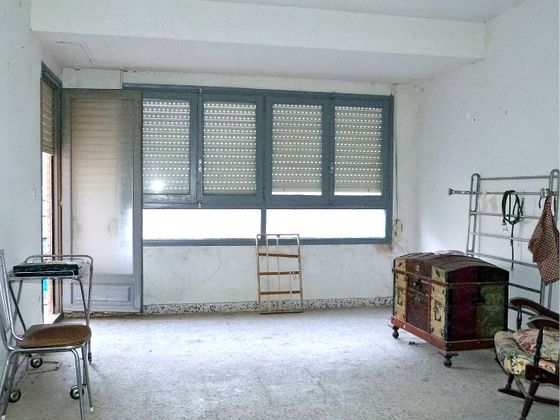 Foto 1 de Venta de piso en Jijona/Xixona de 3 habitaciones con piscina y balcón
