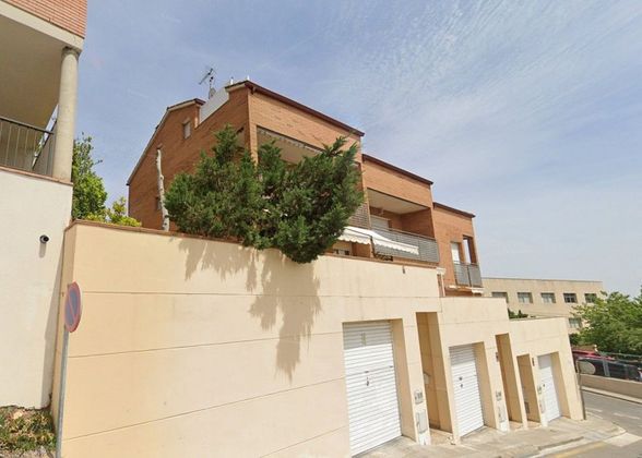 Foto 1 de Casa adossada en venda a Sant Vicenç dels Horts de 4 habitacions amb terrassa i garatge