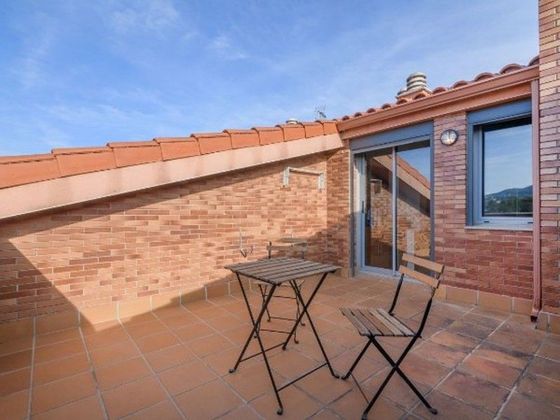 Foto 2 de Casa adosada en venta en Sant Vicenç dels Horts de 4 habitaciones con terraza y garaje