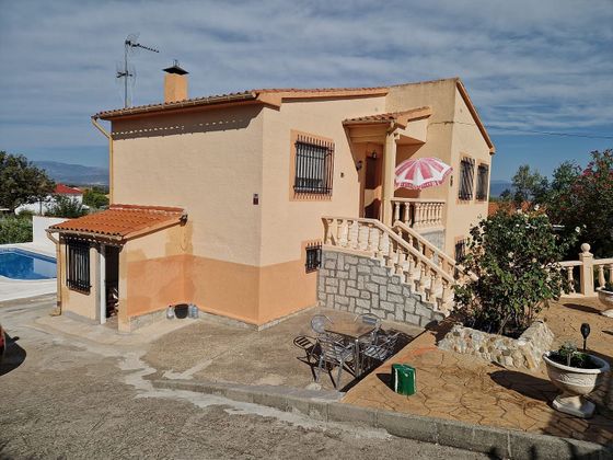 Foto 1 de Venta de chalet en Casar de Escalona (El) de 6 habitaciones con terraza y piscina