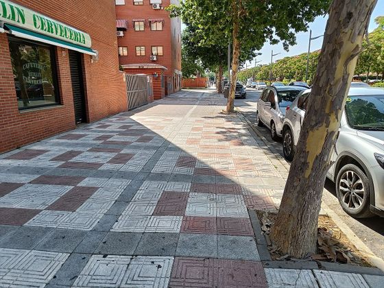 Foto 1 de Alquiler de local en Humanes de Madrid de 85 m²