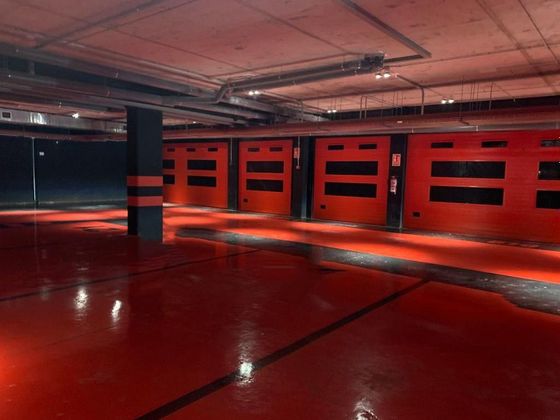 Foto 2 de Garatge en lloguer a Joc de la Bola - Camps d'Esports - Ciutat Jardí - Montcada de 16 m²