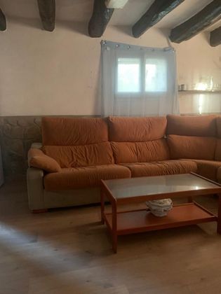Foto 2 de Venta de casa en Almacelles de 4 habitaciones con jardín y calefacción