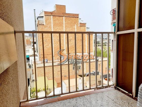 Foto 1 de Pis en venda a Sanfeliu de 3 habitacions amb balcó i aire acondicionat