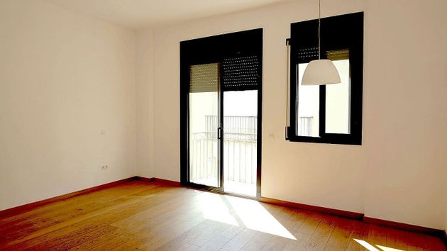 Foto 2 de Dúplex en venda a La Geltrú de 4 habitacions amb terrassa i aire acondicionat