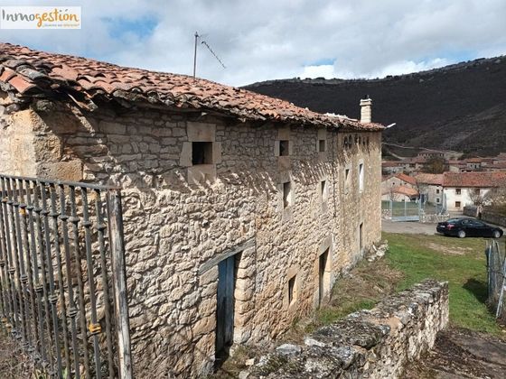 Foto 2 de Casa rural en venda a Valle de Sedano de 1 habitació i 223 m²