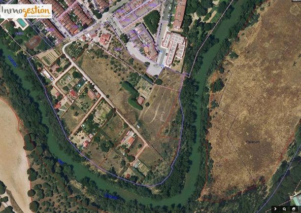 Foto 1 de Venta de terreno en Tudela de Duero de 1000 m²