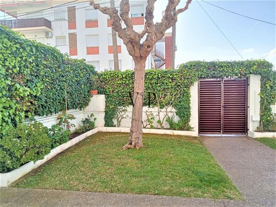 Foto 2 de Venta de piso en calle Zamora de 3 habitaciones con terraza y jardín