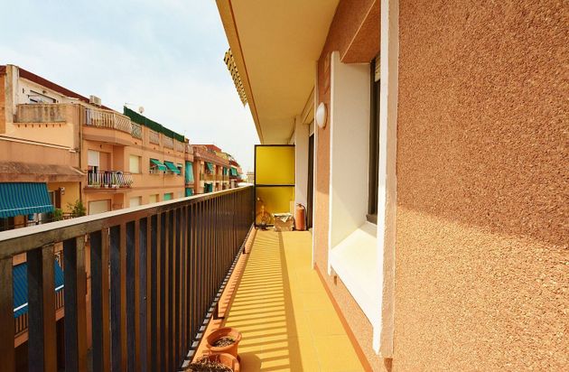 Foto 1 de Piso en venta en Riera Alta - Llatí de 4 habitaciones con balcón y aire acondicionado