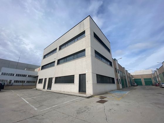Foto 1 de Edificio en alquiler en Hervencias de 475 m²