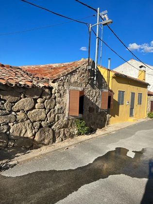 Foto 1 de Casa en venda a Solosancho de 3 habitacions amb jardí