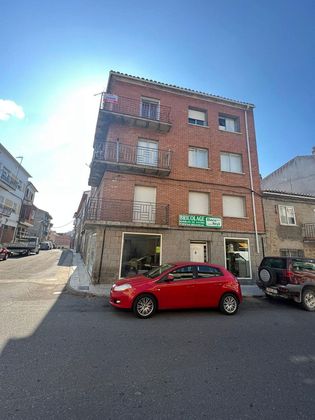 Foto 1 de Venta de piso en Sotillo de la Adrada de 3 habitaciones con terraza y balcón