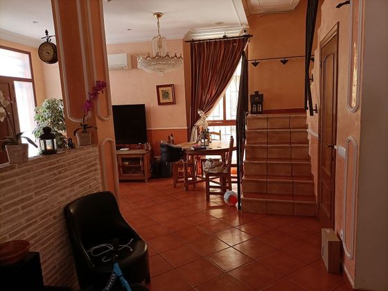 Foto 1 de Chalet en venta en Centro - El Castillo de 4 habitaciones con terraza y garaje