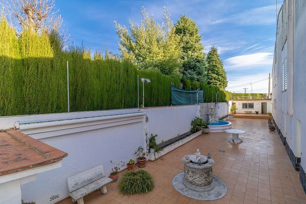 Foto 2 de Xalet en venda a Banyoles de 5 habitacions amb terrassa i piscina