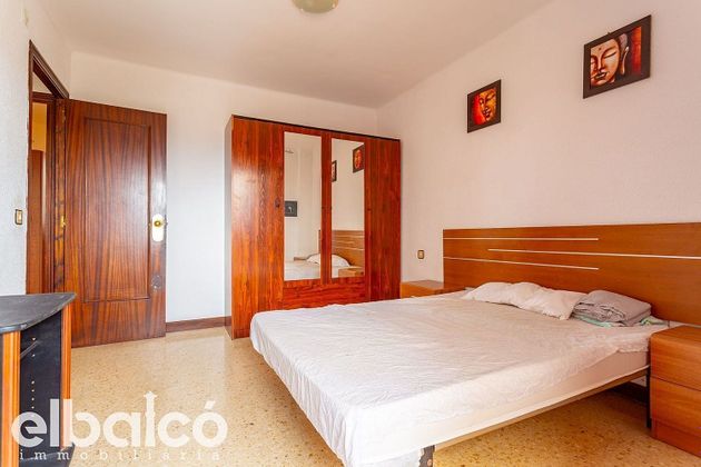 Foto 2 de Venta de piso en Sant Pere i Sant Pau de 3 habitaciones con terraza y balcón