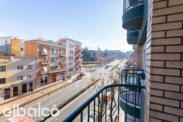 Foto 2 de Piso en venta en avenida Catalunya de 4 habitaciones con terraza y balcón