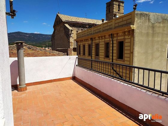 Foto 1 de Casa adosada en venta en calle Josep Guardiola de 4 habitaciones con terraza