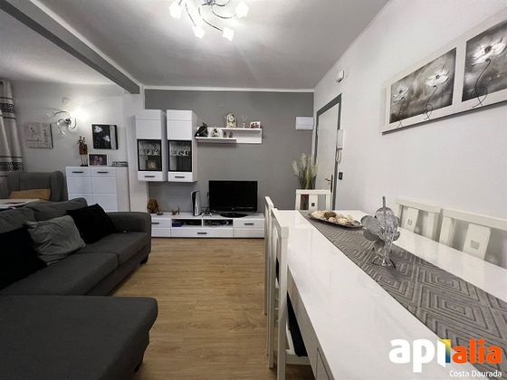 Foto 1 de Venta de piso en calle De la Ciutat de Reus de 1 habitación con terraza y aire acondicionado