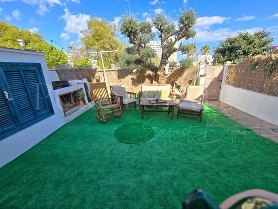 Foto 2 de Pis en venda a Cales de Mallorca de 3 habitacions amb terrassa i jardí