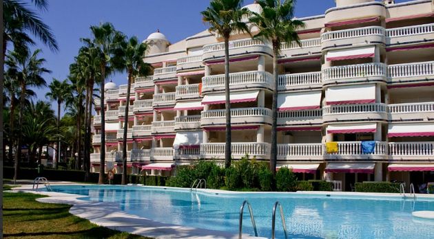 Foto 2 de Pis en venda a calle Playa Romana de 2 habitacions amb terrassa i piscina