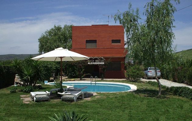 Foto 1 de Chalet en venta en calle San Miguel de 5 habitaciones con terraza y piscina