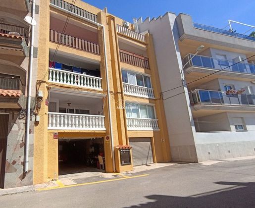 Foto 1 de Venta de piso en calle Irta de 3 habitaciones con terraza