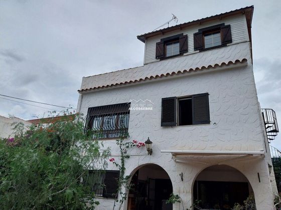 Foto 1 de Casa en venta en calle Bovalar de 4 habitaciones con terraza y balcón