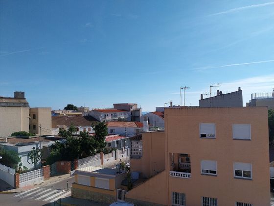 Foto 2 de Venta de piso en avenida Valencia de 2 habitaciones con terraza y balcón