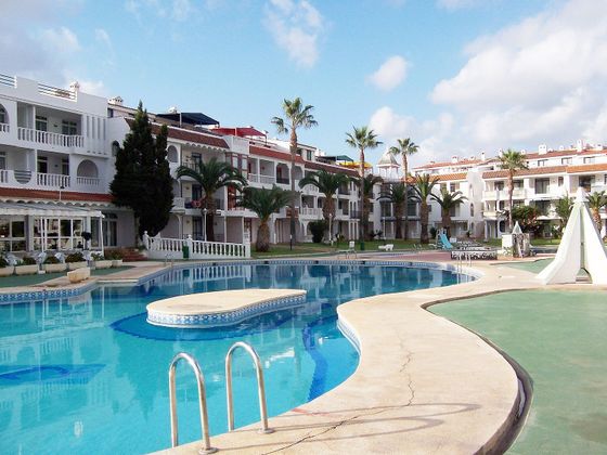 Foto 1 de Pis en venda a calle Canaret de 2 habitacions amb terrassa i piscina