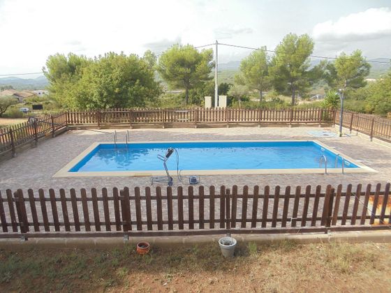 Foto 2 de Chalet en venta en Useras/Useres (les) de 6 habitaciones con terraza y piscina