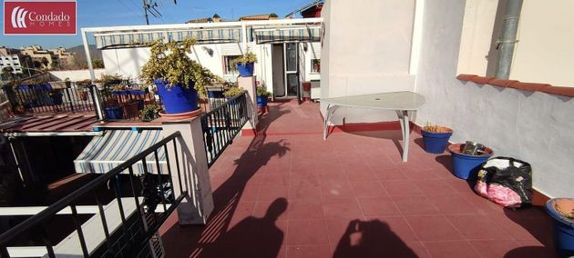 Foto 2 de Casa en venda a Poniente-Norte - Miralbaida - Parque Azahara de 4 habitacions amb terrassa i garatge