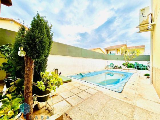 Foto 1 de Xalet en venda a Cobisa de 5 habitacions amb terrassa i piscina