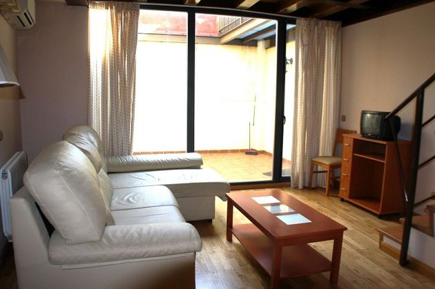 Foto 1 de Piso en venta en Plasencia de 1 habitación con terraza y aire acondicionado