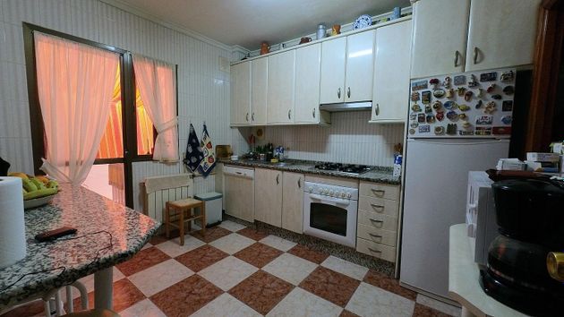 Foto 2 de Dúplex en venta en Plasencia de 4 habitaciones con terraza y aire acondicionado