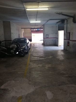 Foto 2 de Venta de garaje en El Carmel de 9 m²